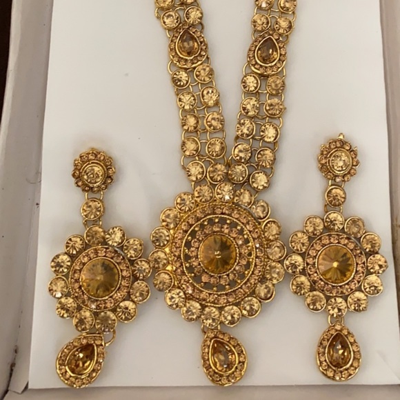 Jewelry - Jewelry set